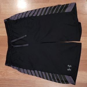 Lot of 2 pairs Under Armour youth large shorts